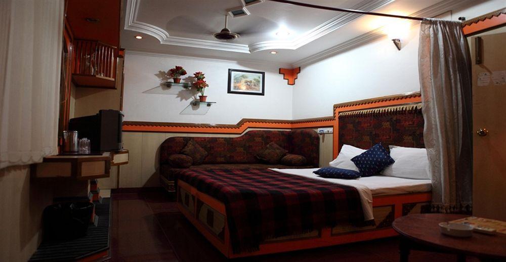 Hotel Nandini Palace
