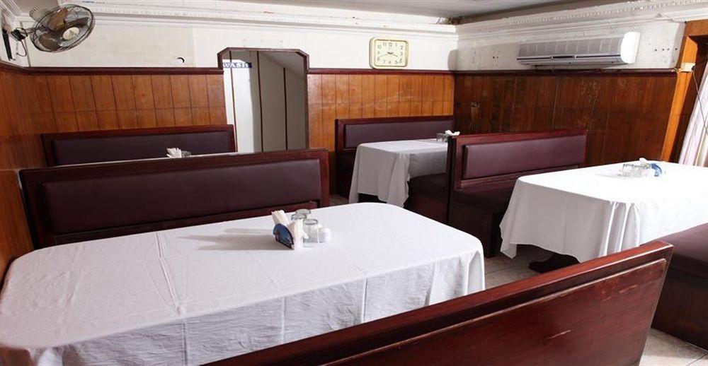 Hotel Nandini Palace 2*